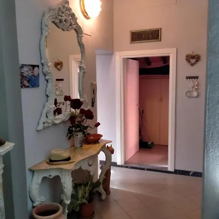 Lea Lägenhet Pistoia